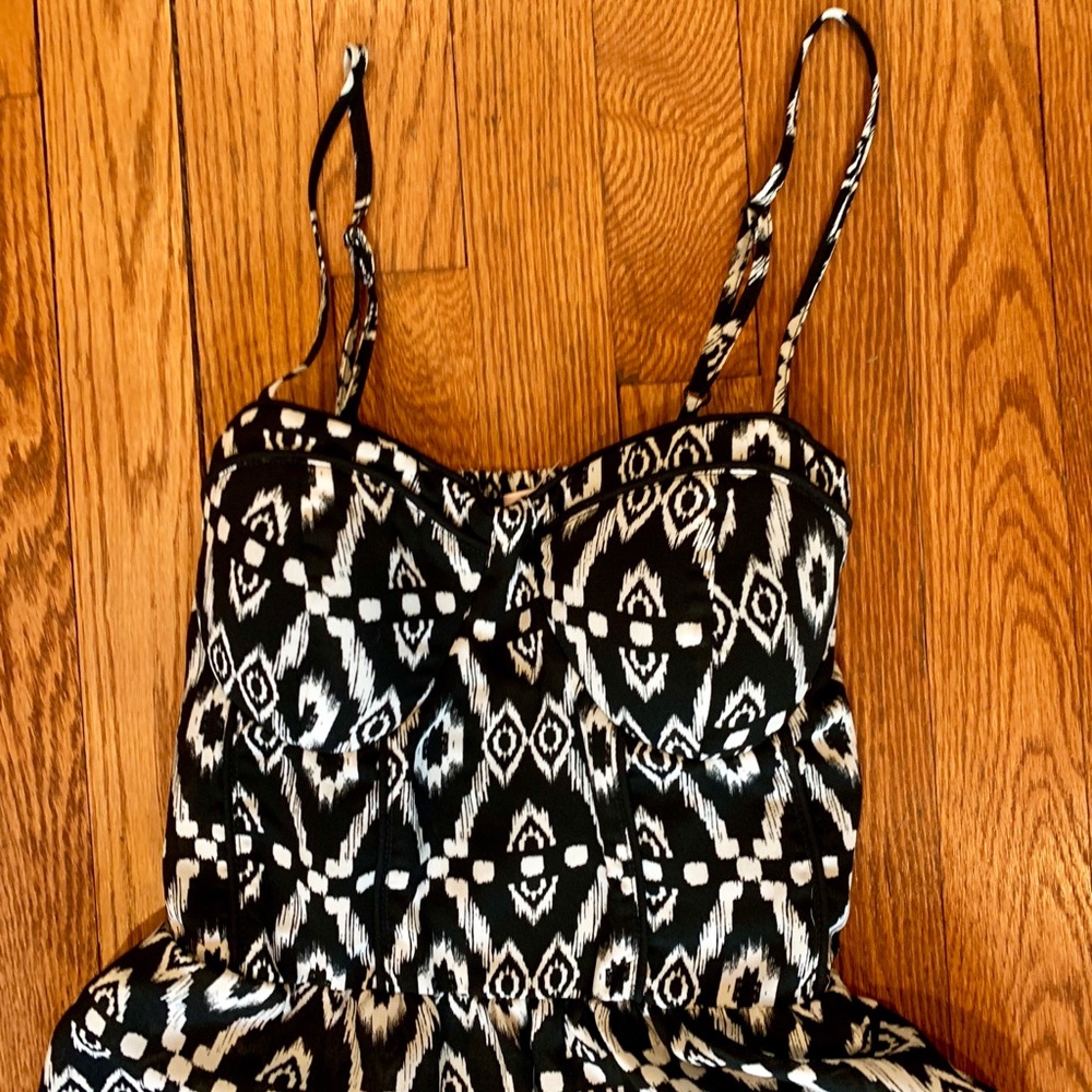 Black & White Printed Women's Romper Shorts - Picture 2 of 6
